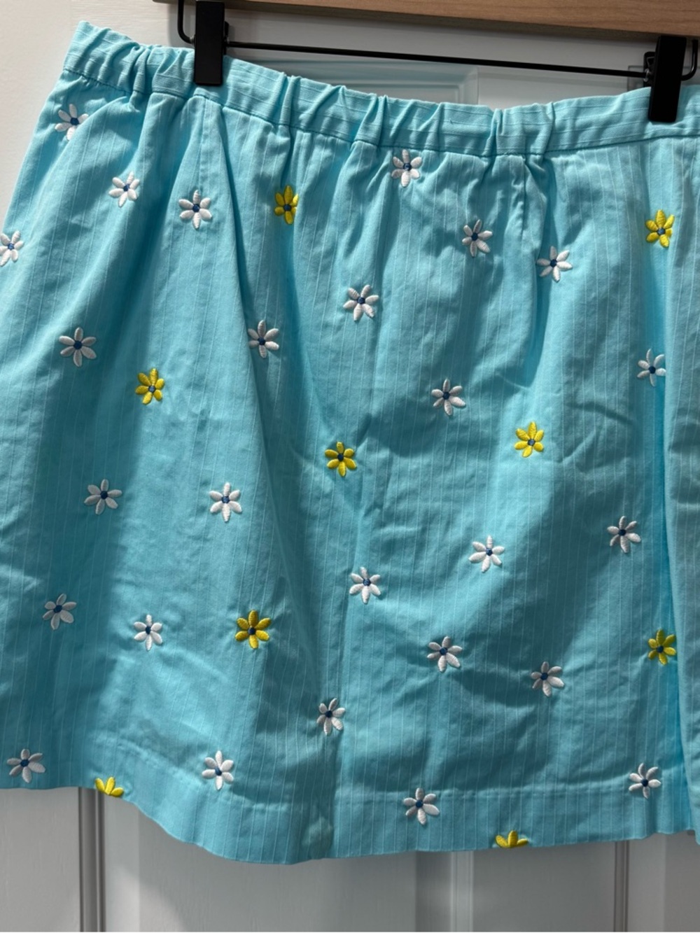 Lilly Pulitzer Aqua Blue Embroidered Daisy Skirt
